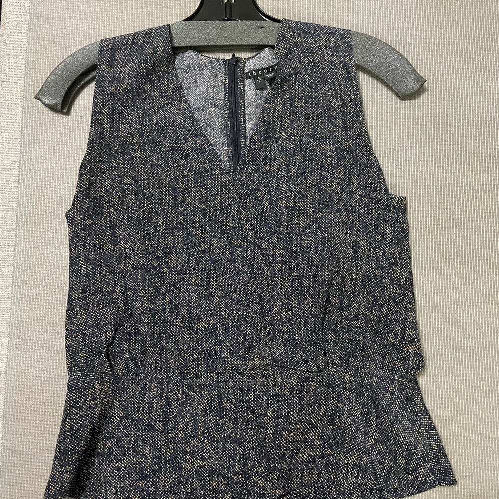 Theory 100% silk printed sleeveless blouse size S / P